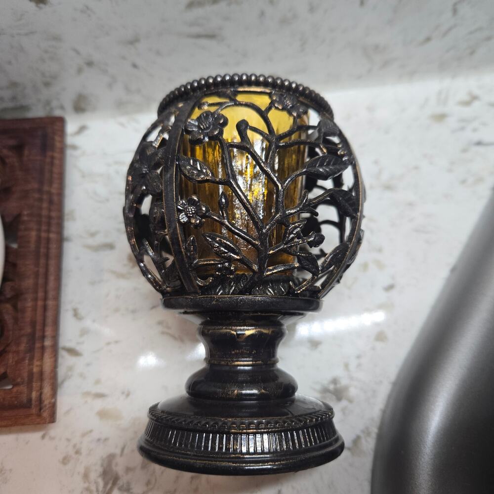 Vintage Hollywood Regency Votive Candle Holder Ornate Floral Filigree Pedestal - Picture 4 of 12